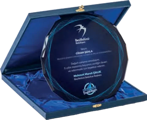 Kutulu Kristal Plaket · EKT-440