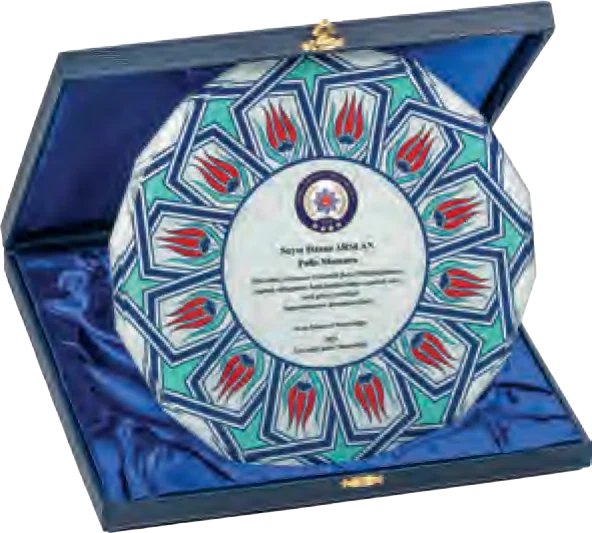Kutulu Kristal Plaket · EKT-430
