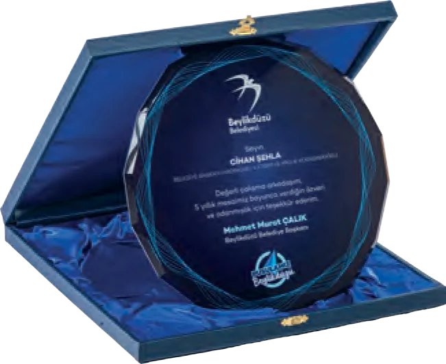 Kutulu Kristal Plaket · EKT-440