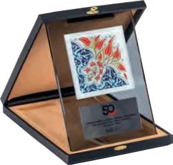 Kutulu Kristal Plaket · EKT-740